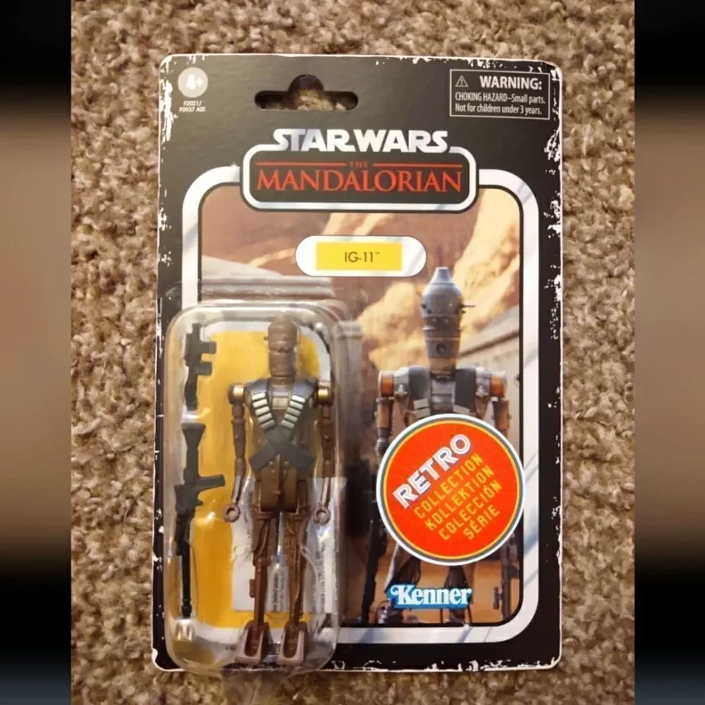 Star Wars Mandalorian Retro IG-11 Action Figure, BRAND NEW SEALED